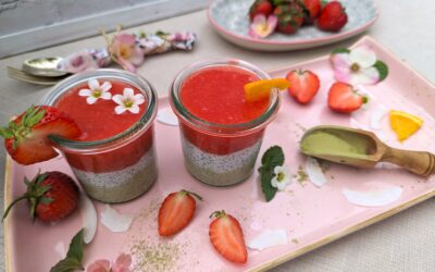 Erdbeer-Matcha-Kokospudding